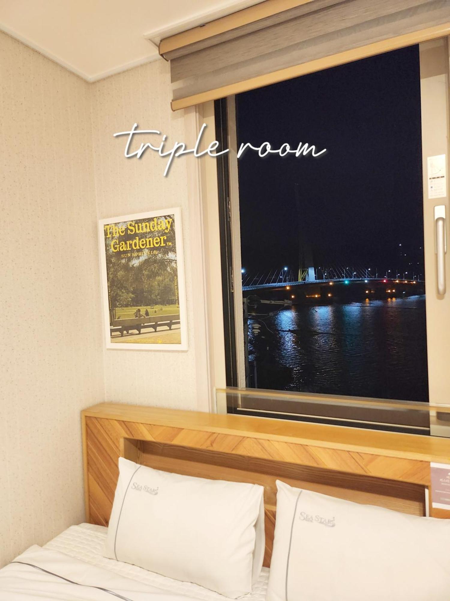 Sea Star Hostel Йосу Екстериор снимка